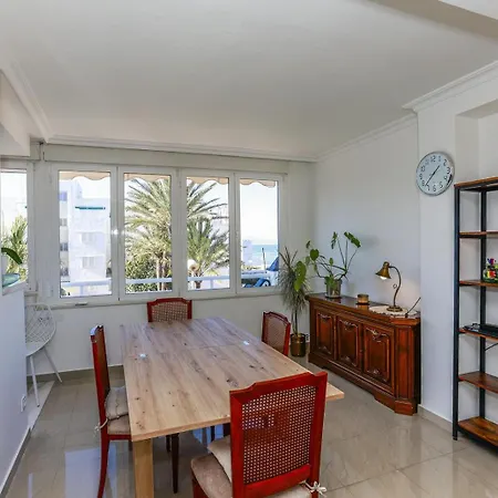 169 Medina Molins B-6 *