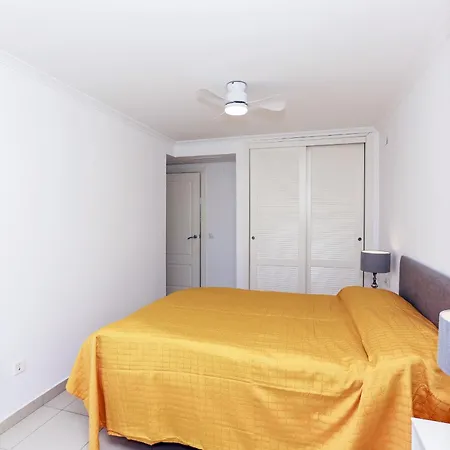 169 Medina Molins B-6 دينايا