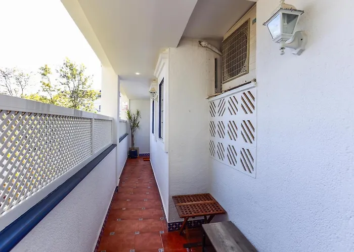 169 Medina Molins B-6 * دينايا